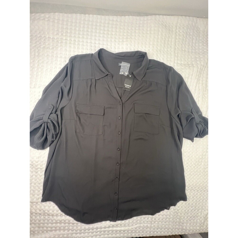 Torrid Button Down Blouse Women’s Size 4 3/4 Sleeve Top Black Shear 4X Workwear